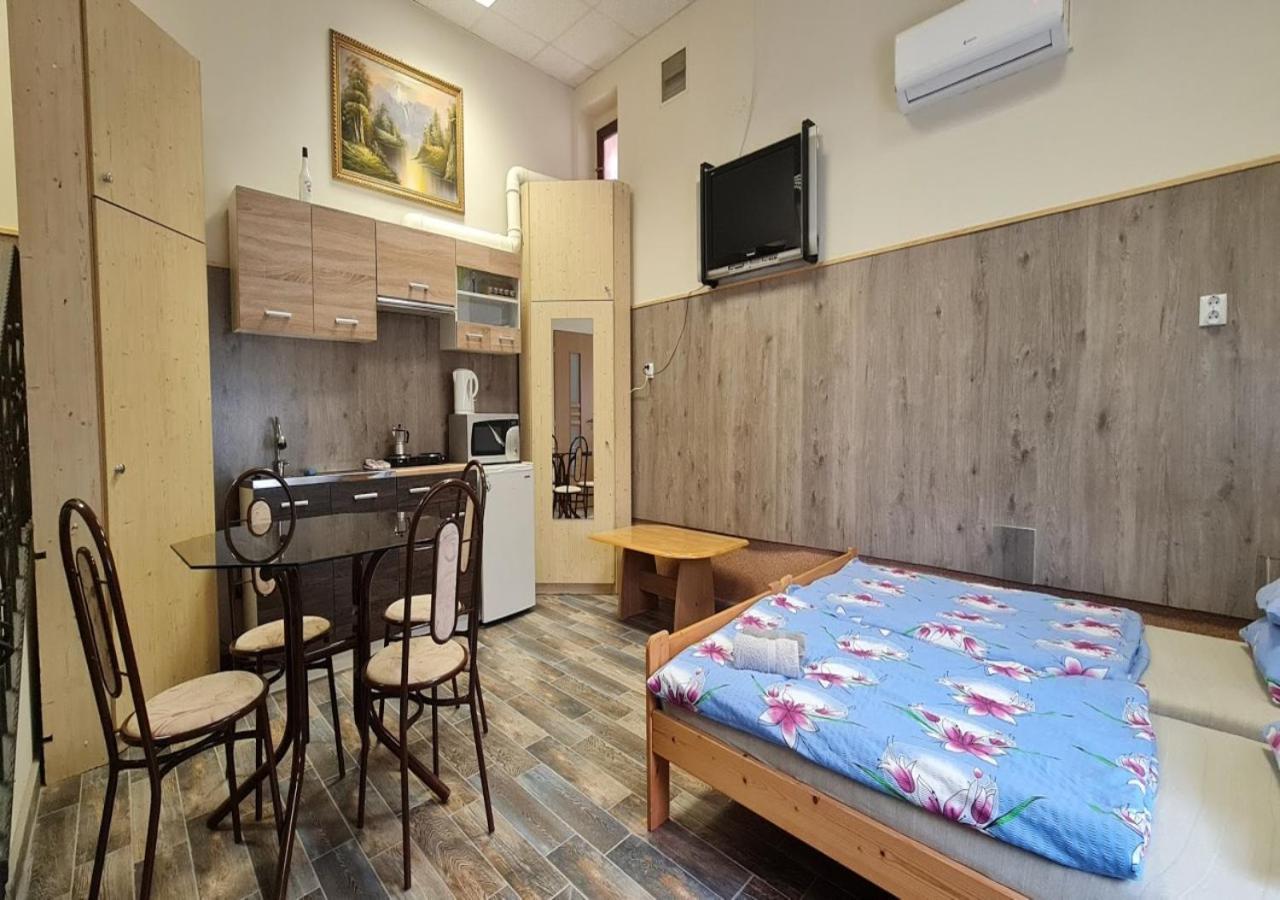 Oazis Apartman Harkány Extérieur photo