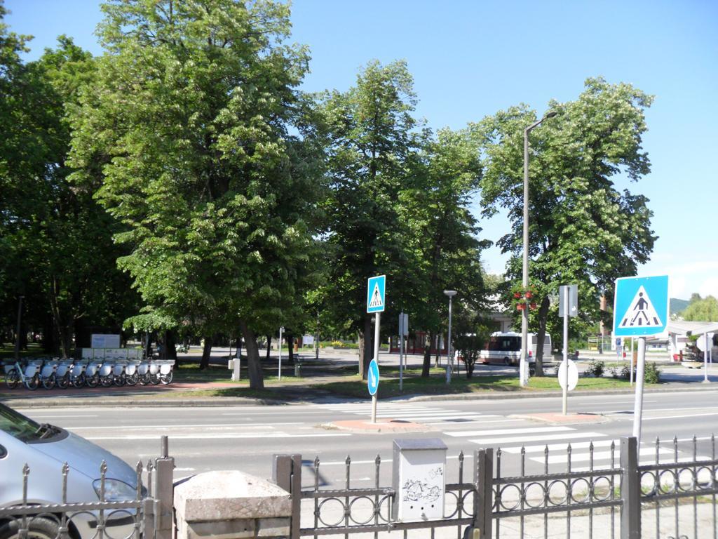 Oazis Apartman Harkány Extérieur photo